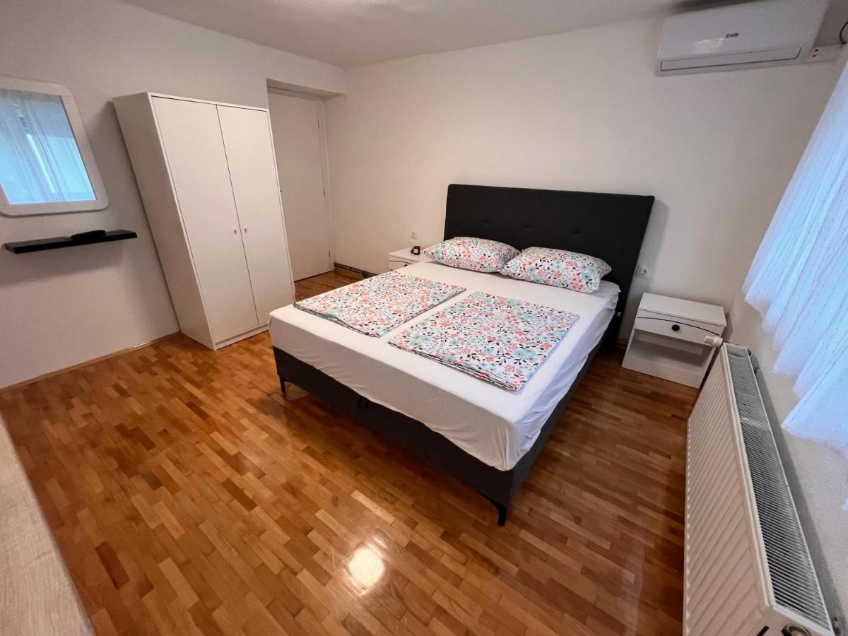 Guest House Kiwi Mostar Exterior photo